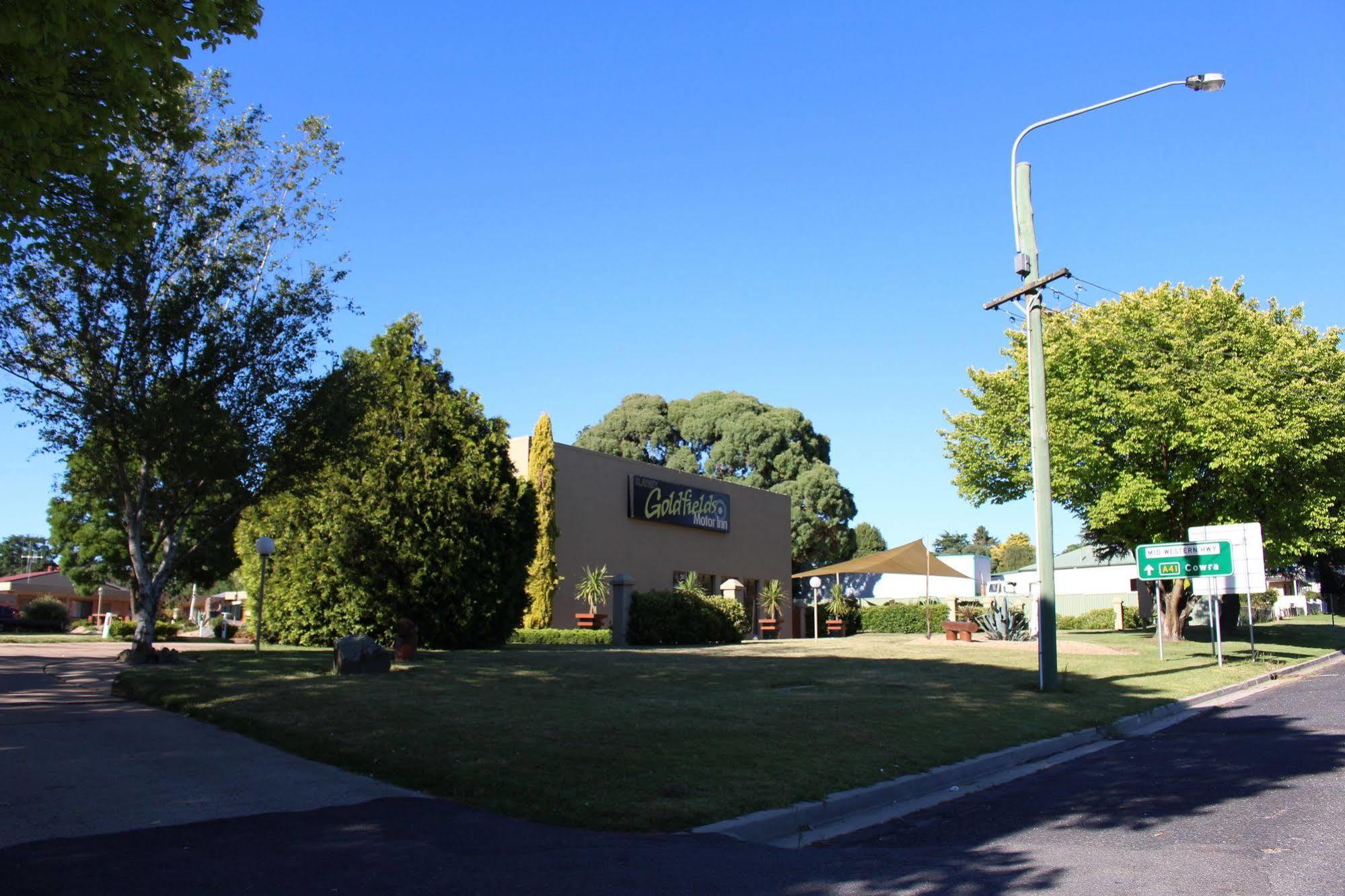 Goldfields Motel Blayney Exterior photo